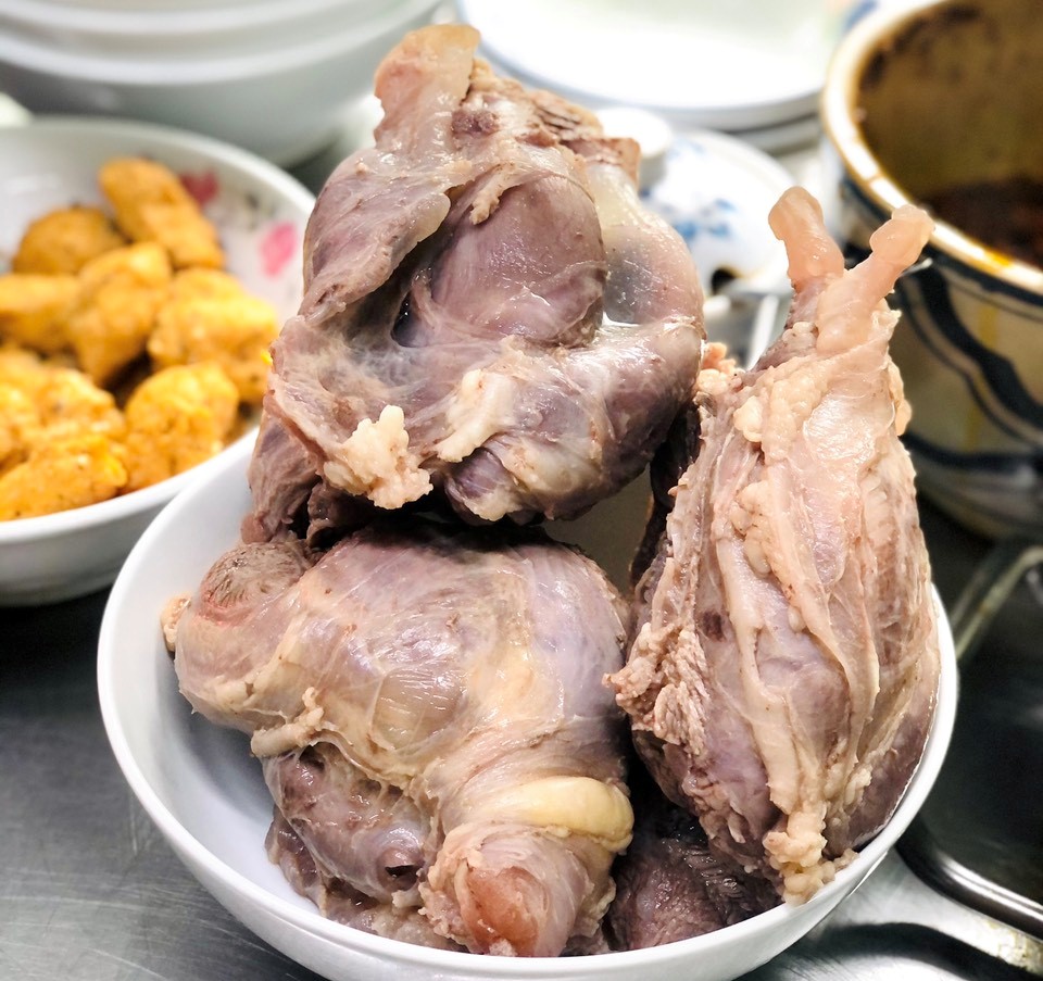 3 trường phái bún bò ở Sài Gòn - Ảnh 3.