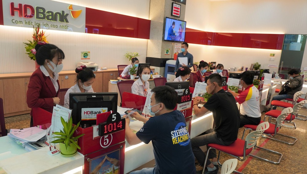 Đổi mới toàn diện, lợi nhuận HDBank tăng 39% - Ảnh 1.