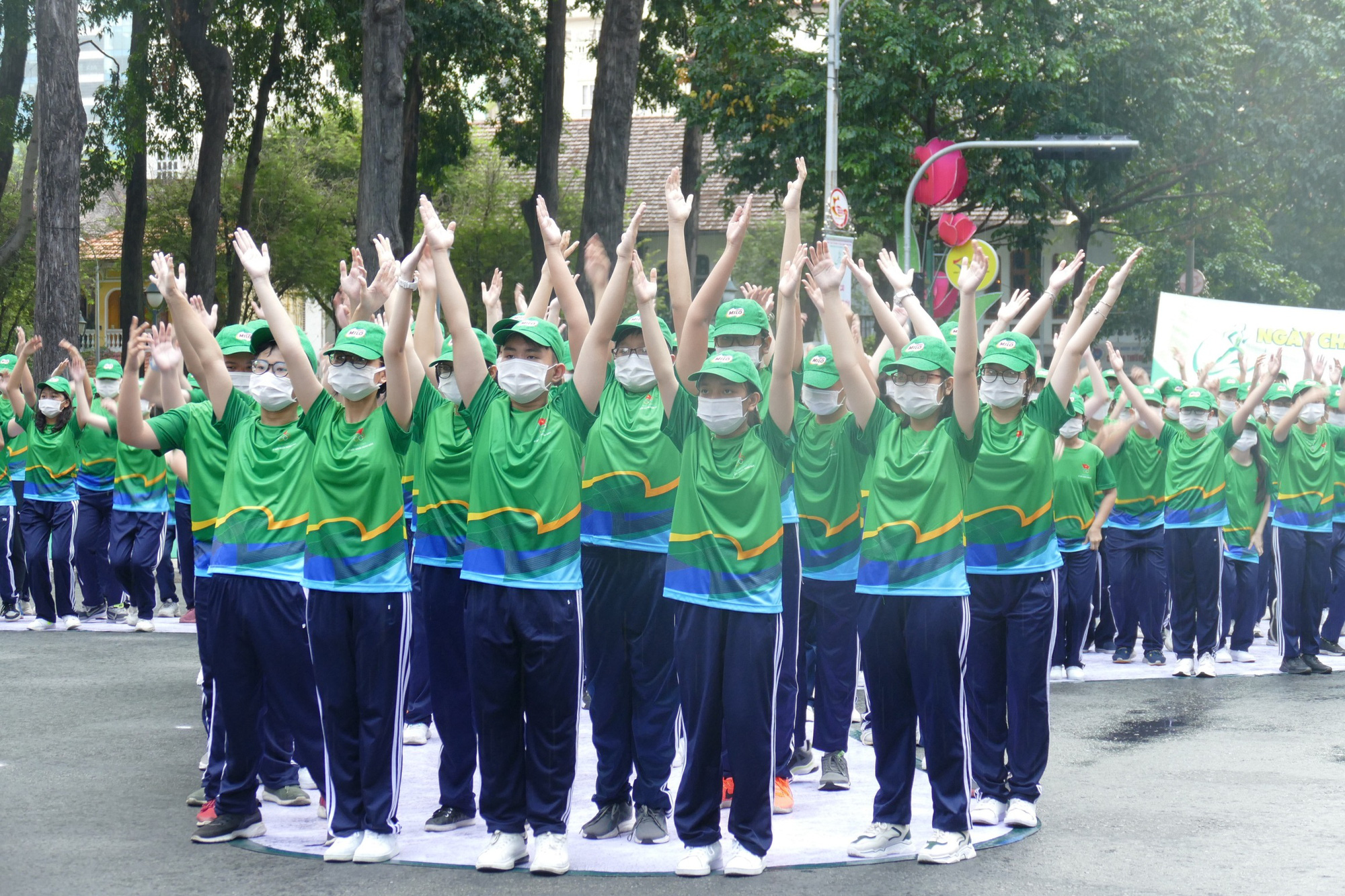 Hơn 30.000 người chạy Olympic “Vì sức khỏe toàn dân” - Ảnh 2.