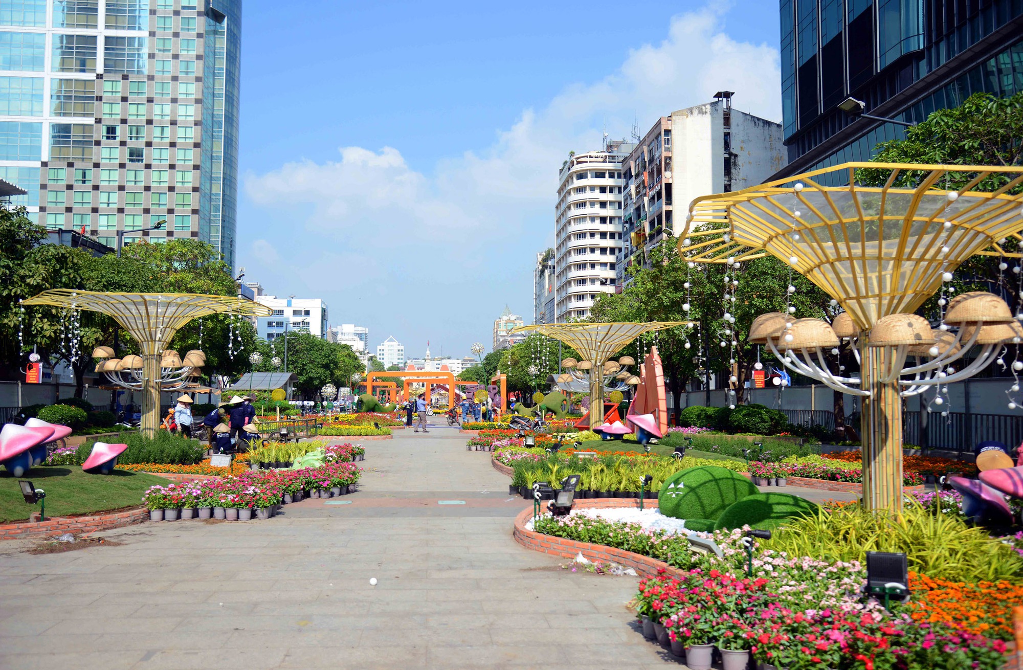 Đường hoa Nguyễn Huệ trước ngày khai mạc
