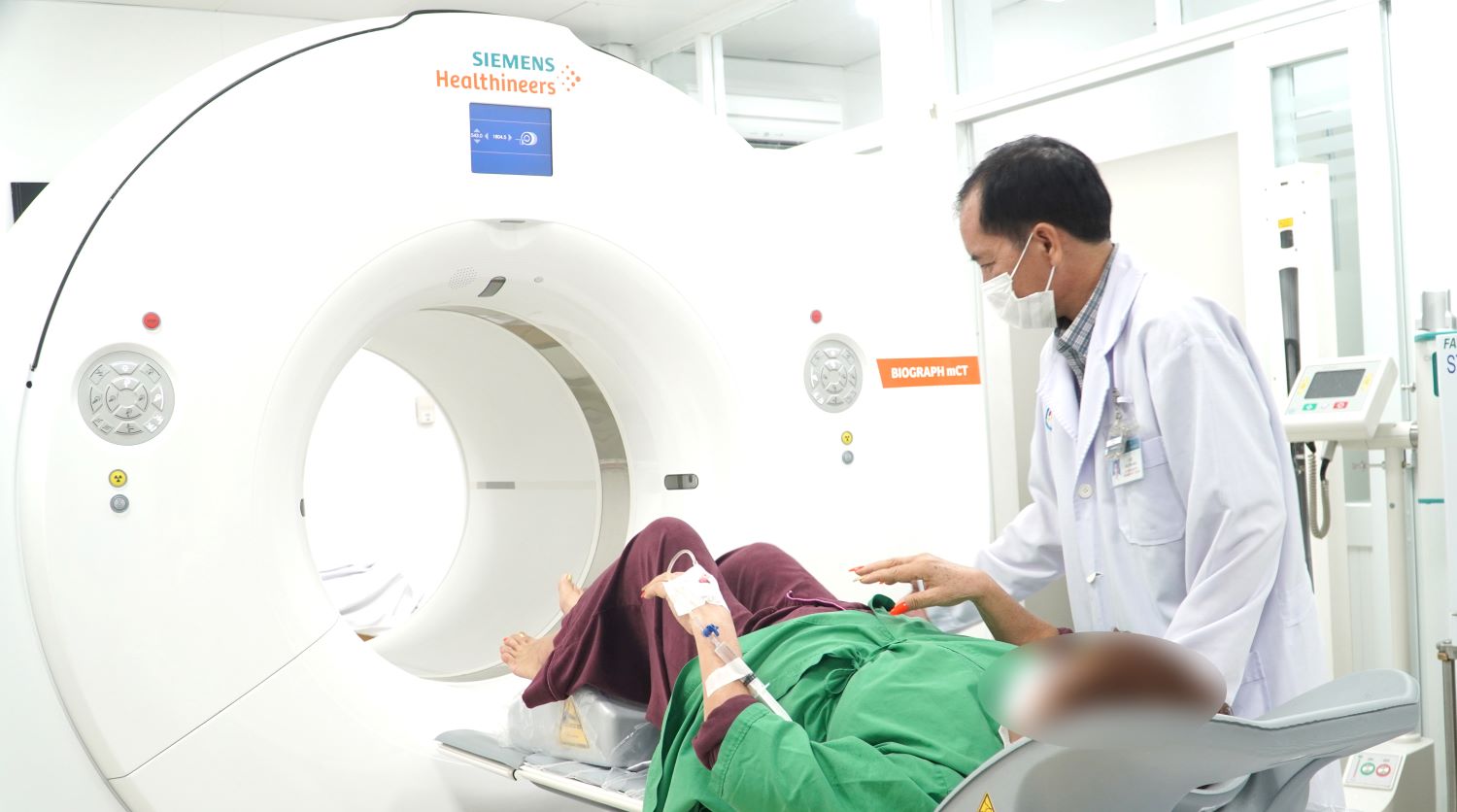 Bệnh viện Chợ Rẫy thực hiện ghi hình PET/CT với 2 loại thuốc phóng xạ mới