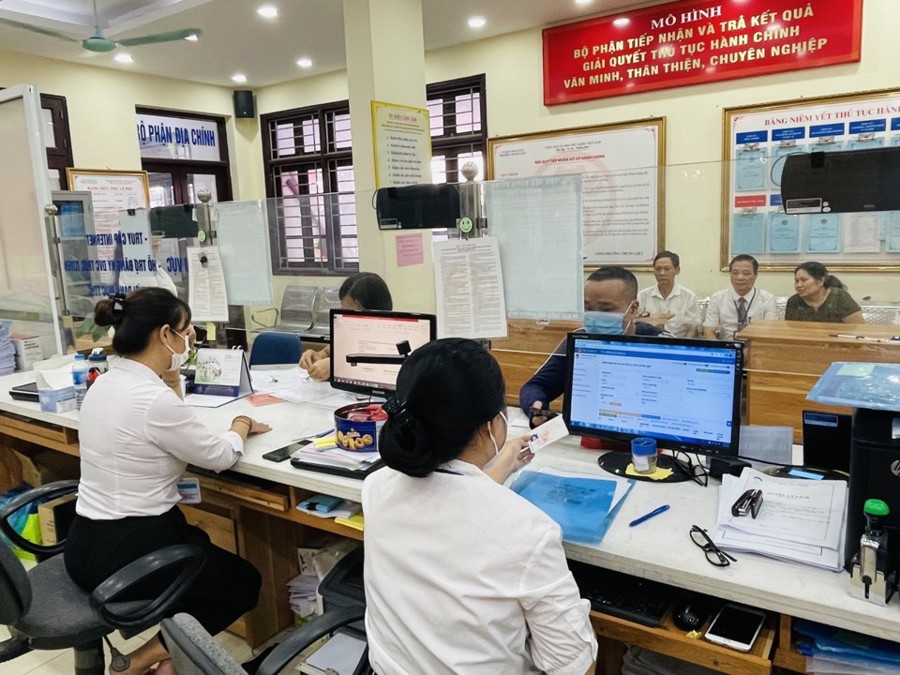 Đảm bảo công tác tiếp nhận và giải quyết TTHC sau khi thực hiện mô hình chính quyền 2 cấp