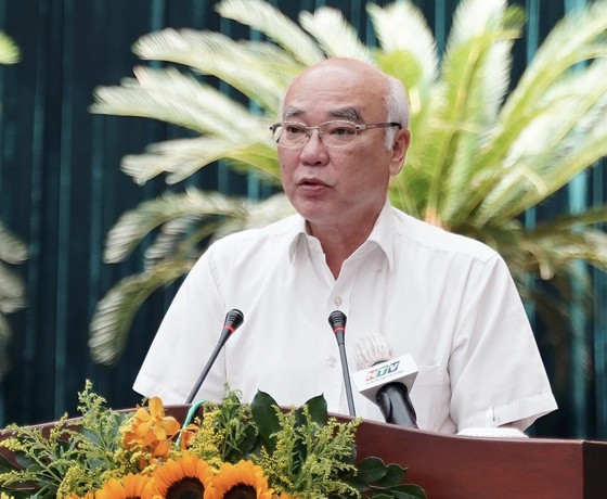Học tập Bác là tiêu chí quan trọng để đánh giá cán bộ - Ảnh 1. Học tập Bác là tiêu chí quan trọng để đánh giá cán bộ - Ảnh 1.