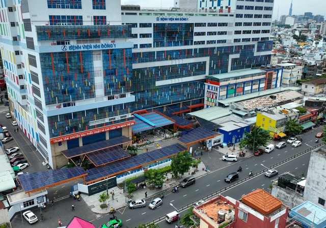 Trao chứng nhận cho Trung tâm tim mạch xuất sắc đầu tiên tại Việt Nam - Ảnh 2.