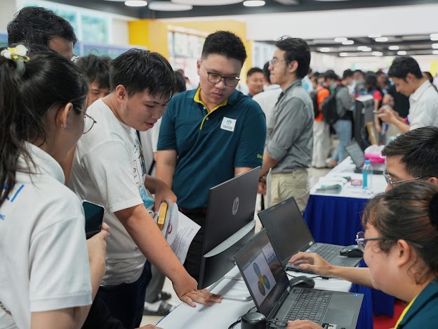 HUTECH tổ chức Japan Job Fair 2024- Ảnh 1.