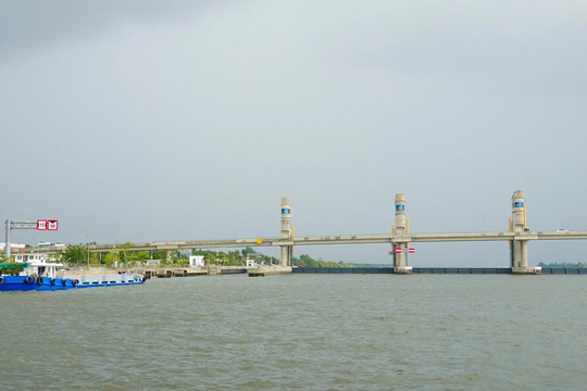 Chủ động phương án ứng phó đợt triều cường cao- Ảnh 1.
