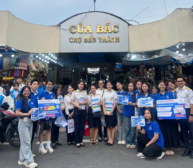 Thực hiện nhiều giải pháp hỗ trợ người nộp thuế- Ảnh 3. Thực hiện nhiều giải pháp hỗ trợ người nộp thuế- Ảnh 3.