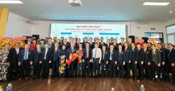 Phát huy vai trò tư vấn, phản biện và đồng hành cùng chính quyền trong phát triển đô thị- Ảnh 1.