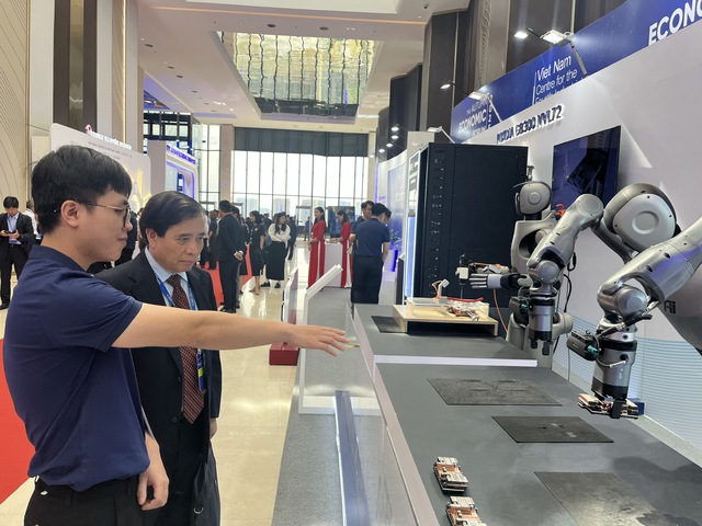 AI trở thành động lực cốt lõi giúp DN Việt Nam bứt phá trong kỷ nguyên mới- Ảnh 1.