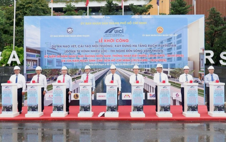 Khởi công dự án cải tạo rạch Xuyên Tâm vốn đầu tư hơn 17.200 tỷ đồng- Ảnh 1. Khởi công dự án cải tạo rạch Xuyên Tâm vốn đầu tư hơn 17.200 tỷ đồng- Ảnh 1.