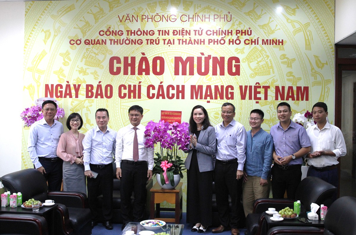 Cổng TTĐT Chính phủ, Báo Điện tử Chính phủ tiếp tục đồng hành cùng TPHCM phát huy tối đa các nguồn lực phát triển- Ảnh 1. Cổng TTĐT Chính phủ, Báo Điện tử Chính phủ tiếp tục đồng hành cùng TPHCM phát huy tối đa các nguồn lực phát triển- Ảnh 1.