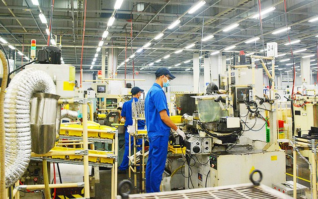 Sản xuất công nghiệp tăng cao nhất trong 7 năm qua- Ảnh 1. Sản xuất công nghiệp tăng cao nhất trong 7 năm qua- Ảnh 1.