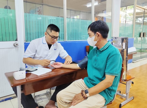 Khám sức khỏe toàn dân: Từ chính sách đến quản lý sức khỏe lâu dài- Ảnh 2. Khám sức khỏe toàn dân: Từ chính sách đến quản lý sức khỏe lâu dài- Ảnh 2.