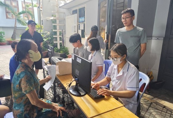 Khám sức khỏe toàn dân - Bài 3: Từ kết quả khám đến quản lý sức khỏe lâu dài- Ảnh 2. Khám sức khỏe toàn dân - Bài 3: Từ kết quả khám đến quản lý sức khỏe lâu dài- Ảnh 2.
