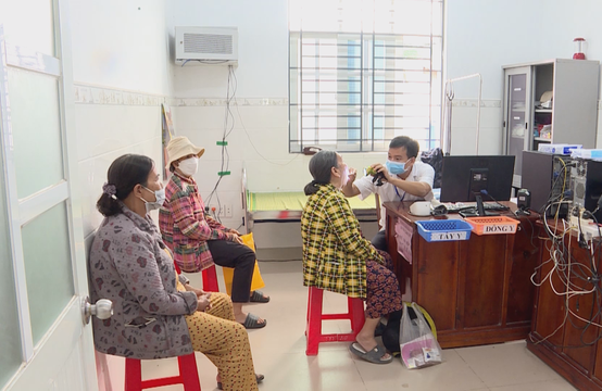 TPHCM hướng tới mục tiêu toàn bộ người dân được khám sức khỏe ít nhất 1 lần/năm- Ảnh 1. TPHCM hướng tới mục tiêu toàn bộ người dân được khám sức khỏe ít nhất 1 lần/năm- Ảnh 1.