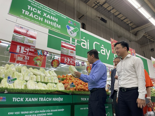Tăng cường giám sát, siết chặt quản lý an toàn thực phẩm- Ảnh 2. Tăng cường giám sát, siết chặt quản lý an toàn thực phẩm- Ảnh 2.