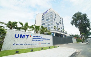Trường Đại học Quản lý và Công nghệ TPHCM khai giảng năm học đầu tiên