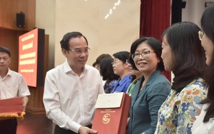 Quan tâm đào tạo, bồi dưỡng, chăm sóc sức khỏe cho cán bộ nữ