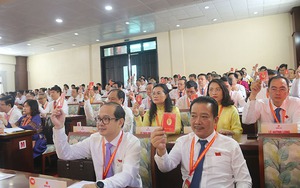 TPHCM không nhận quà tặng và hoa chúc mừng tại Đại hội Đảng bộ Thành phố lần thứ I