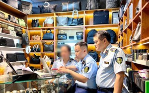 TPHCM tăng cường chống hàng giả, hàng nhái trước mùa mua sắm cuối năm