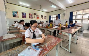 TPHCM hướng tới giáo dục toàn diện cho học sinh- Ảnh 3. Sở Giáo dục và Đào tạo lập đoàn kiểm tra công tác thu chi đầu năm học