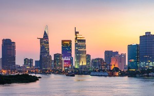 Thành phố quyết liệt đưa nghị quyết vào cuộc sống, tạo động lực tăng trưởng mới - Ảnh 3.