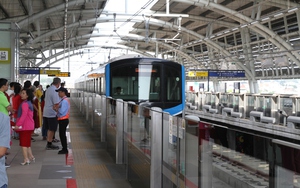 Metro số 1 đã vận chuyển hơn 571.000 lượt hành khách dịp cao điểm Tết