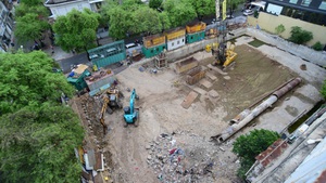 Bàn giao mặt bằng khu đất số 1, đường Lý Thái Tổ để xây dựng công viên- Ảnh 6. Đất 'vàng' Thi Sách lòng vòng một hồi lọt vào tay... tư nhân