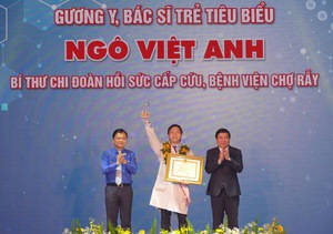 TPHCM vinh danh 12 công dân trẻ tiêu biểu 