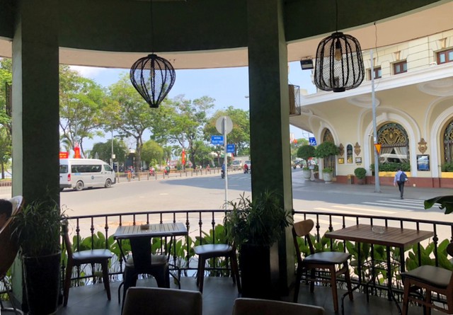 3 quán cà phê có từ thời Pháp thuộc trên đường Đồng Khởi - Ảnh 4.
