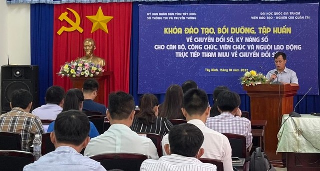 DTS phối hợp triển khai chương trình đào tạo chuyển đổi số cho cán bộ công chức tỉnh Tây Ninh - Ảnh 1.