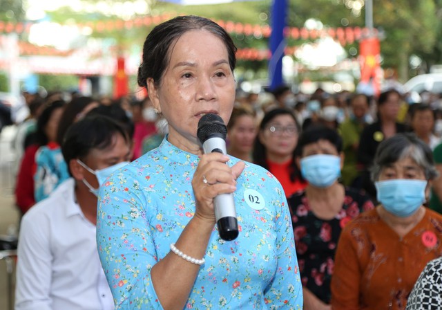 Bí thư Thành ủy dự Ngày hội Đại đoàn kết toàn dân tộc tại huyện Bình Chánh - Ảnh 2.