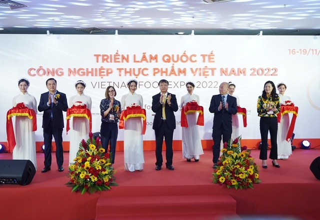 Gần 400 DN tham gia triển lãm công nghiệp thực phẩm - Ảnh 1.