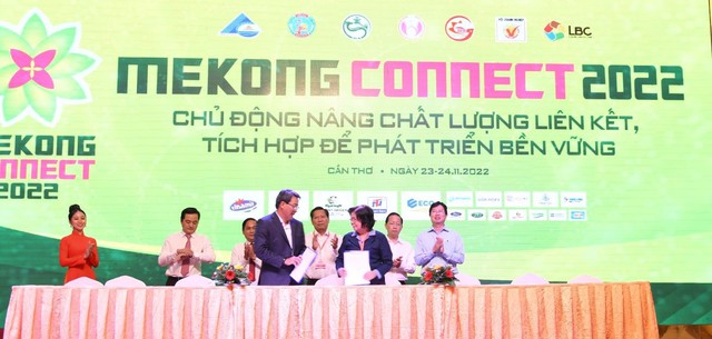 Saigon Co.op ký kết dự án xây dựng chuỗi liên kết Bàn ăn xanh - Ảnh 1.