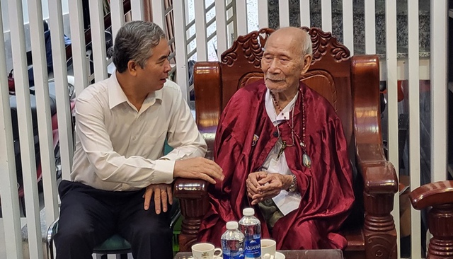 Người cao tuổi tiêu biểu Quận 10: Tấm gương sáng cho thế hệ trẻ (03/6) - Ảnh 1.