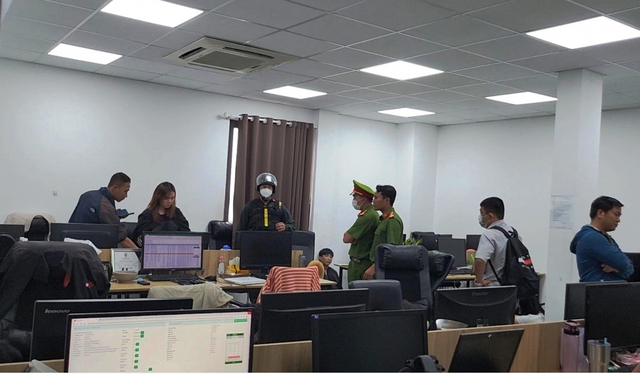 Tạm giam 11 người Công ty Luật Power Law để điều tra tội vu khống - Ảnh 1. Tạm giam 11 người Công ty Luật Power Law để điều tra tội vu khống - Ảnh 1.