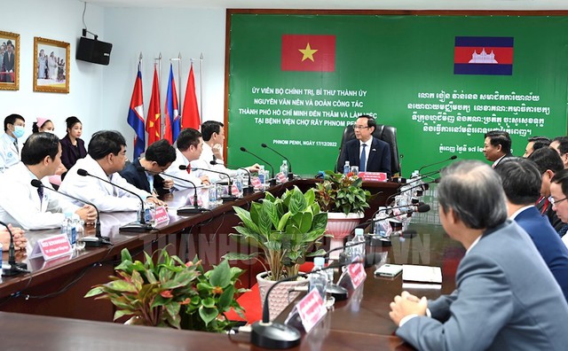 TPHCM và Thủ đô Phnom Penh thúc đẩy hợp tác nhiều lĩnh vực - Ảnh 3.
