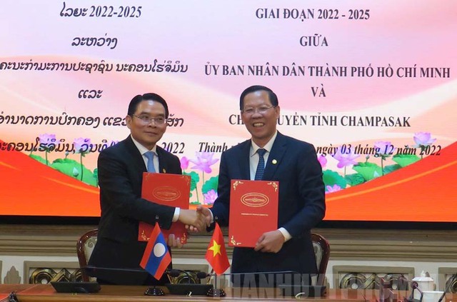 TPHCM ký kết bản ghi nhớ hợp tác với tỉnh Champasak - Ảnh 1.