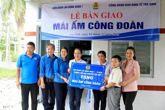 Nhiều hoạt động lan tỏa lòng nhân ái trong cộng đồng - Ảnh 2. Nhiều hoạt động lan tỏa lòng nhân ái trong cộng đồng - Ảnh 2.