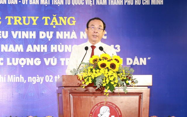 Truy tặng danh hiệu cho các Mẹ Việt Nam Anh hùng, liệt sỹ tại TPHCM - Ảnh 1.