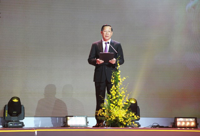 Đêm Gala 'Tinh hoa Gạo Việt' mở màn cho Hội chợ Du lịch quốc tế TPHCM - Ảnh 1.