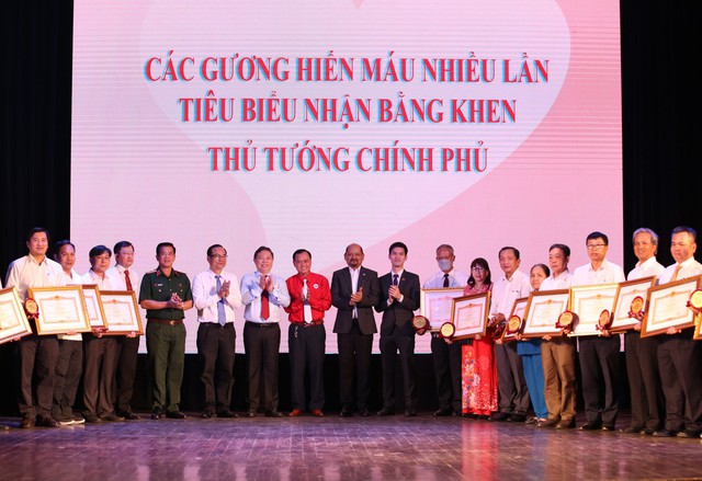 Phát động chiến dịch hiến máu tình nguyện năm 2023 trên địa bàn TPHCM - Ảnh 4.