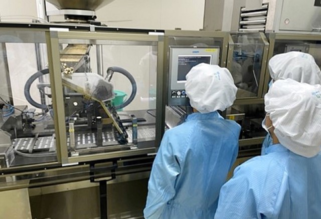  AstraZeneca được chuyển giao công nghệ sản xuất dược phẩm tại Việt Nam - Ảnh 1.