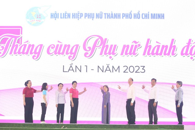 TPHCM phát động 'Tháng cùng phụ nữ hành động' - Ảnh 1.