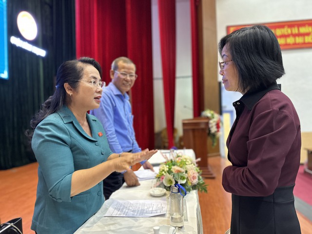 Không có quy định người dân muốn gặp lãnh đạo thì phải làm đơn - Ảnh 1. Không có quy định người dân muốn gặp lãnh đạo thì phải làm đơn - Ảnh 1.