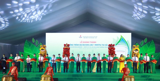 PV GAS khánh thành Kho LNG đầu tiên tại Việt Nam - Ảnh 1.