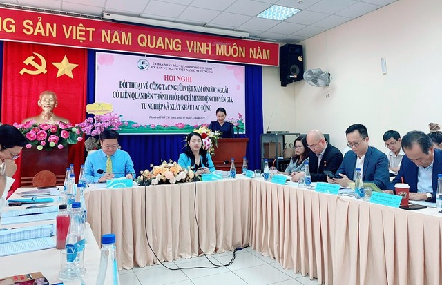 Đối thoại về công tác đối với người Việt Nam ở nước ngoài- Ảnh 1.