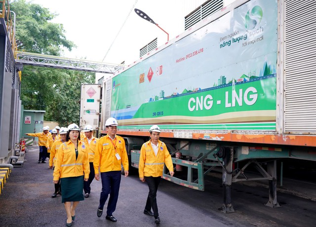 PV GAS là doanh nghiệp Việt Nam có doanh thu trên 100 ngàn tỉ đồng 2022 - Ảnh 1.