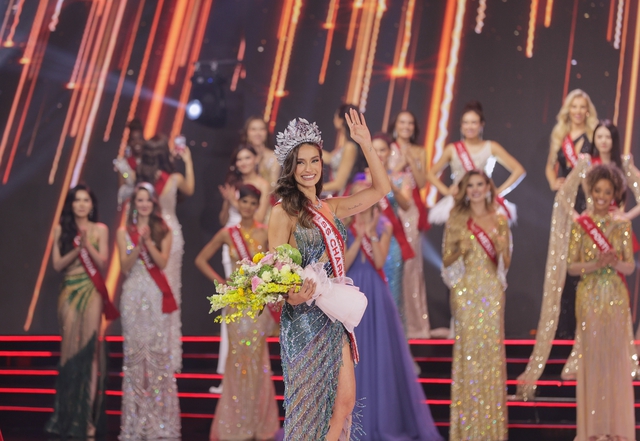 Người đẹp Brazil đăng quang Hoa hậu sắc đẹp Quốc tế - Ảnh 1.