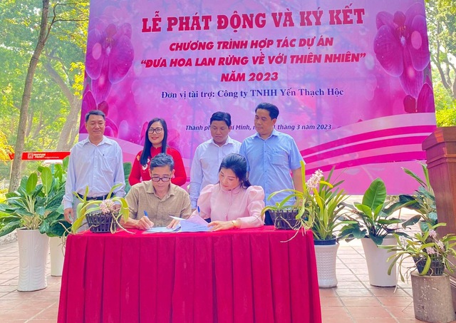 Thảo Cầm Viên Sài Gòn tiếp nhận 2,5 tấn lan rừng - Ảnh 1.